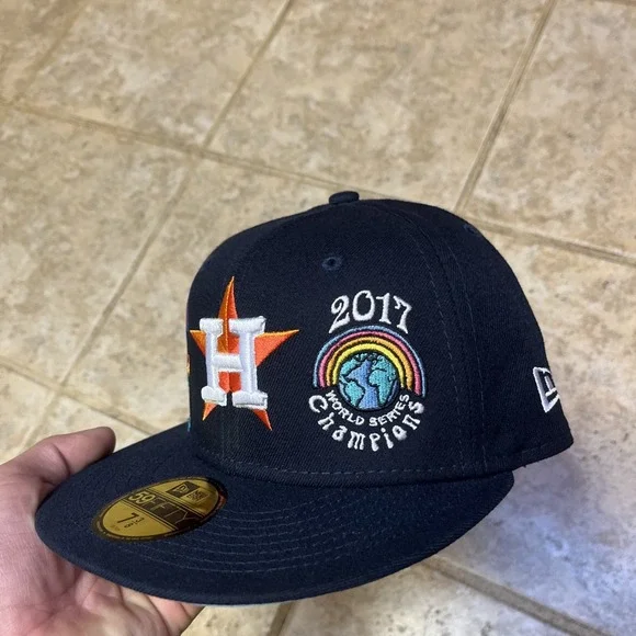 New Era Houston Astros 2017 World Series Champions Groovy Patch Blue UV 7 3/8 - Picture 10 of 10